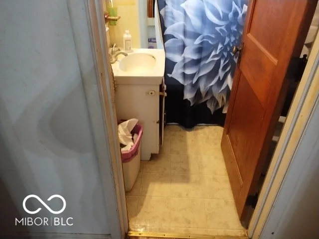 $78,900 | 228 North Meridian Street, Dunkirk, IN 47336