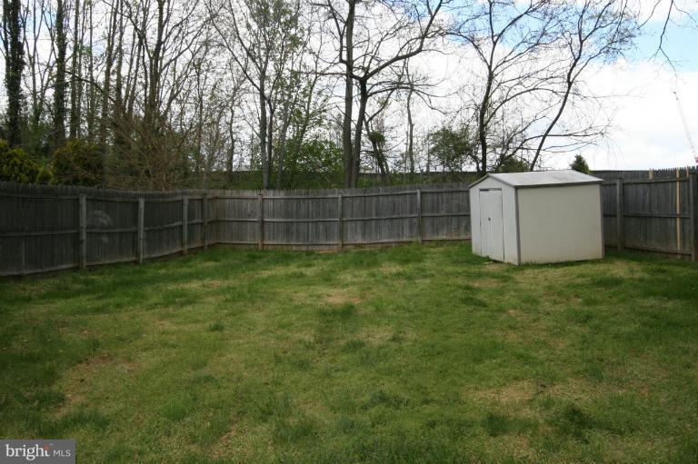 125 Harmony Hall Road Gaithersburg, MD 20877 - Photo 26 of 28 Exterior (Rear)