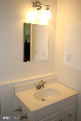125 Harmony Hall Road Gaithersburg, MD 20877 - Photo 10 of 28 Bath