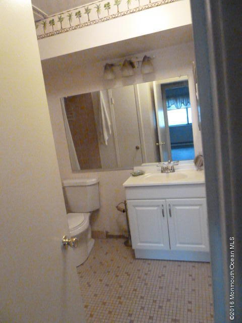 91 Arrowood Road Manalapan, NJ 07726 - Photo 13 of 14 P1020595