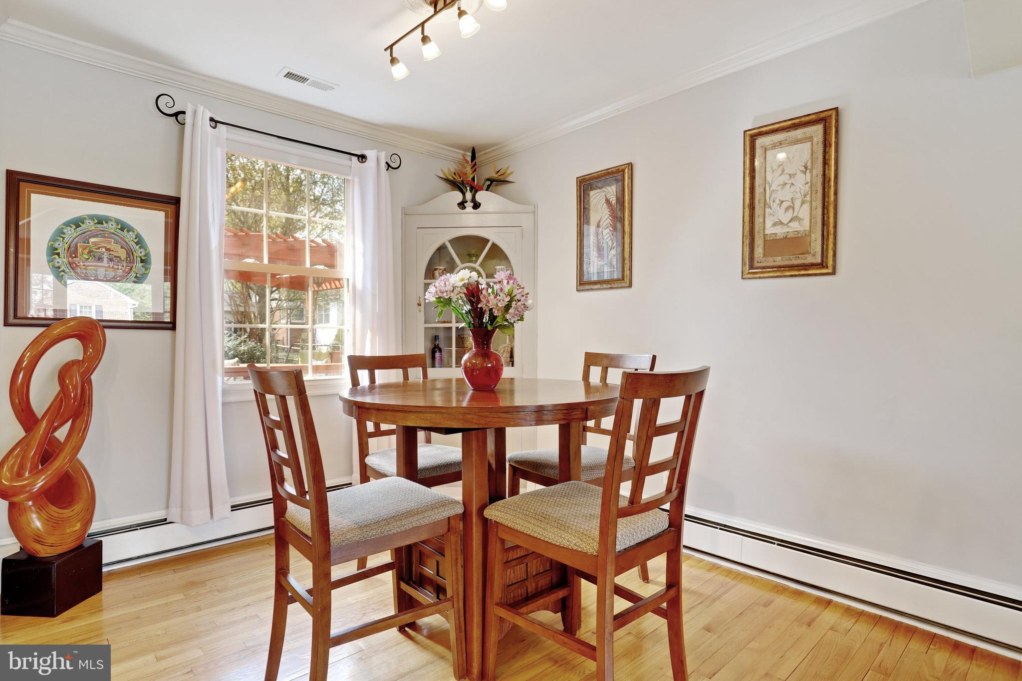 18 Dunmore Road Baltimore, MD 21228 - Photo 7 of 37 Gallery Image 7