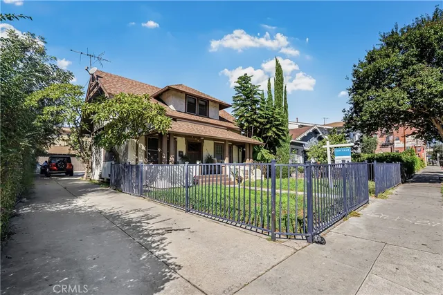 $1,649,900 | 1129 Logan Street, Los Angeles, CA 90026