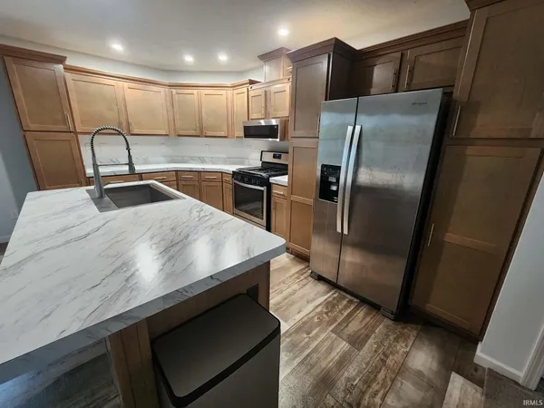 $280,000 | 379 Mulberry Street, Petersburg, IN 47567