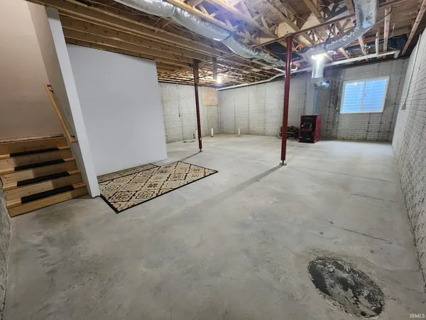 $280,000 | 379 Mulberry Street, Petersburg, IN 47567