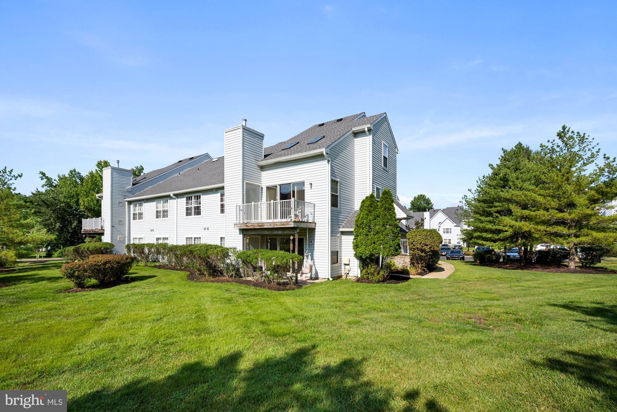 2003 Rabbit Run Road Marlton, NJ 08053 - Photo 3 of 35