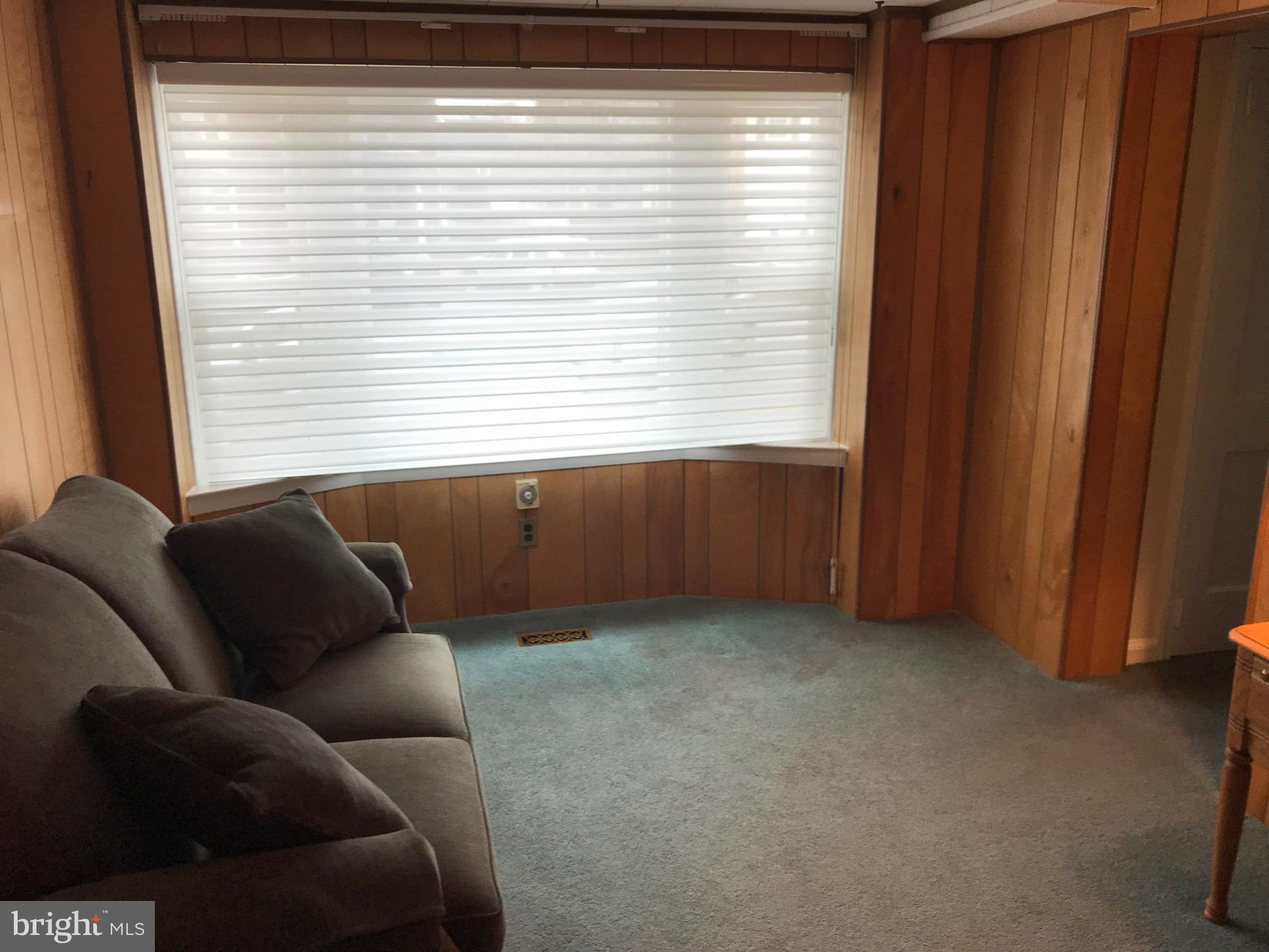 409 Harrington Road Havertown, PA 19083 - Photo 19 of 36 1st Floor Den