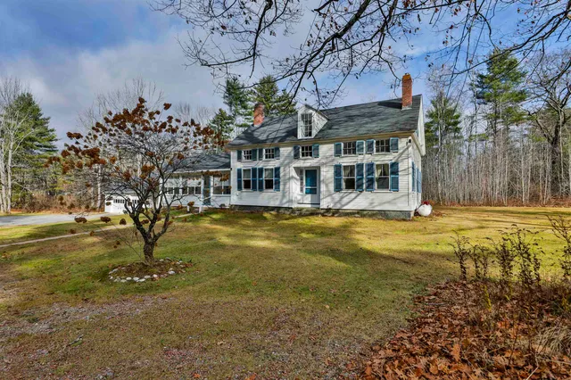 $459,900 | 450 Weare Road, New Boston, NH 03070
