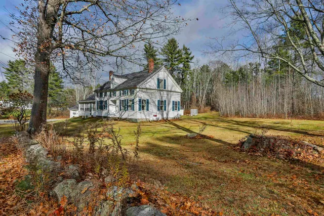$459,900 | 450 Weare Road, New Boston, NH 03070
