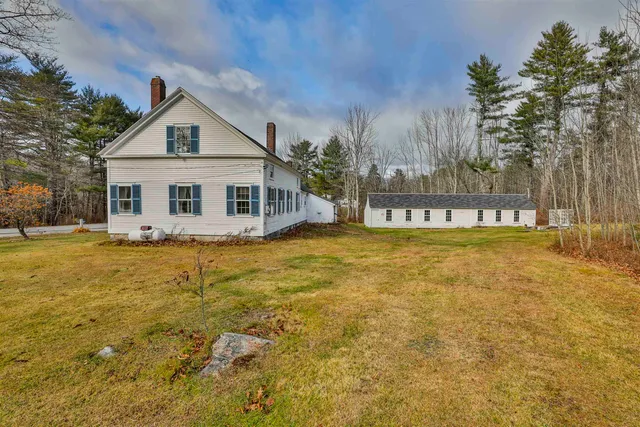 $459,900 | 450 Weare Road, New Boston, NH 03070