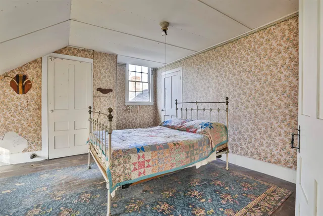 $459,900 | 450 Weare Road, New Boston, NH 03070