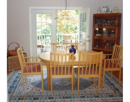 28 Rebecca Road Newton, MA 02465 - Photo 7 of 9