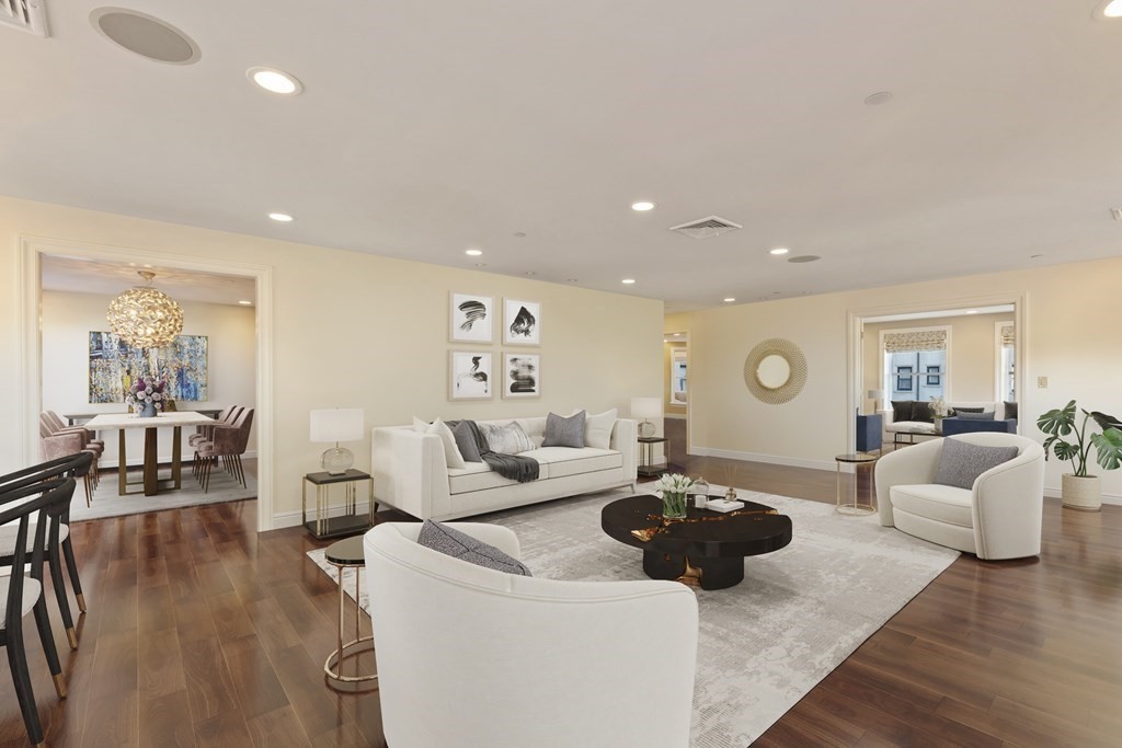 416 Commonwealth Avenue, Unit 401 Boston, MA 02215 - Photo 2 of 16