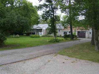 6031 West Carpenter Road Flushing, MI 48433 - Photo 1 of 7 20139492.JPG