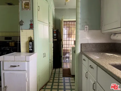 $899,000 | 1406 McDuff Street, Los Angeles, CA 90026