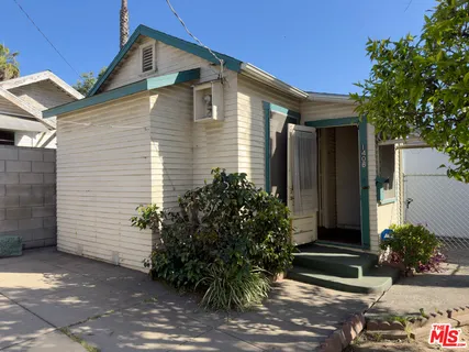 $899,000 | 1406 McDuff Street, Los Angeles, CA 90026