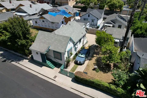 $899,000 | 1406 McDuff Street, Los Angeles, CA 90026