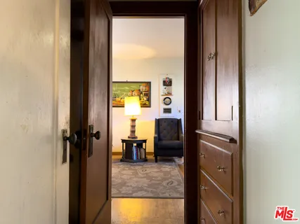$899,000 | 1406 McDuff Street, Los Angeles, CA 90026