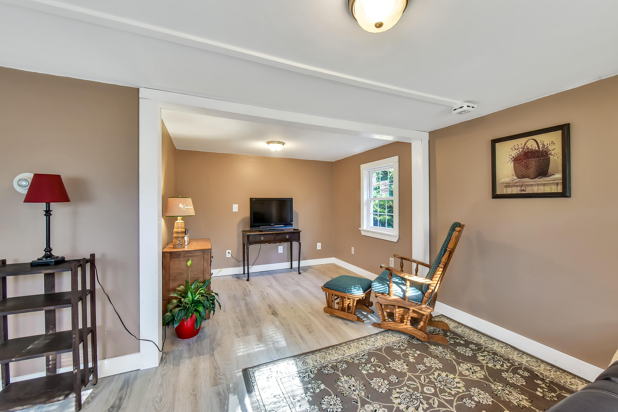 709 Marston Road Gardiner, ME 04345 - Photo 7 of 21 109329gr-131