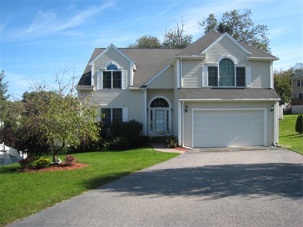 4 Aspen Road Shrewsbury, MA 01545 - Photo 1 of 20 Gallery Image 1