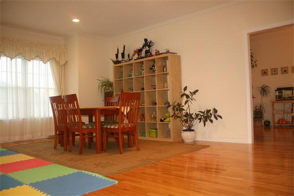 4 Aspen Road Shrewsbury, MA 01545 - Photo 4 of 20 Gallery Image 4