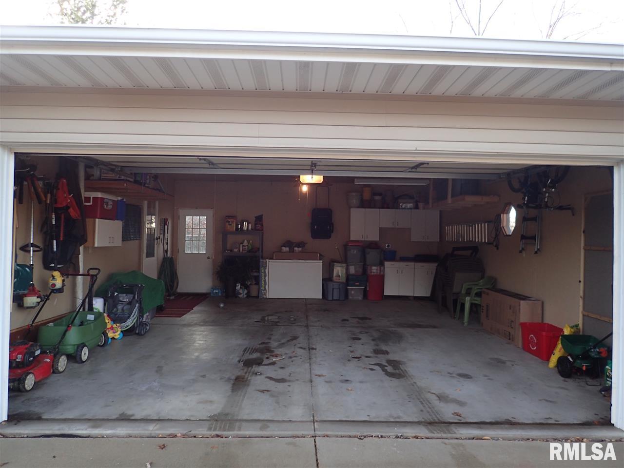 107 North Rustic Road East Peoria, IL 61611 - Photo 31 of 32 Gallery Image 31