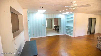 a view of a livingroom with a furniture