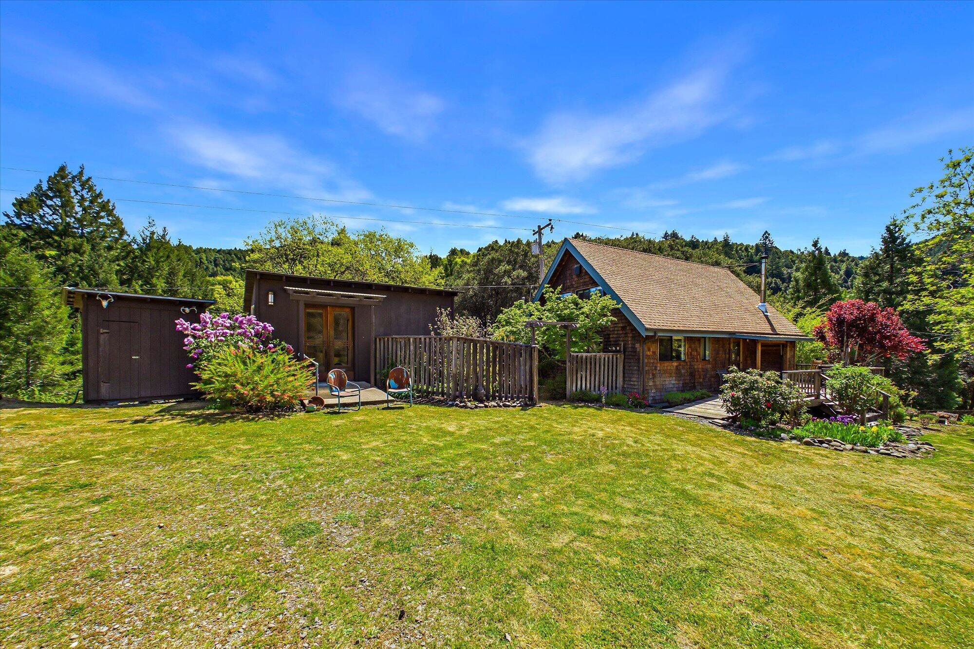 303 Hungry Gulch Road Whitethorn, CA 95589 - Photo 12 of 58