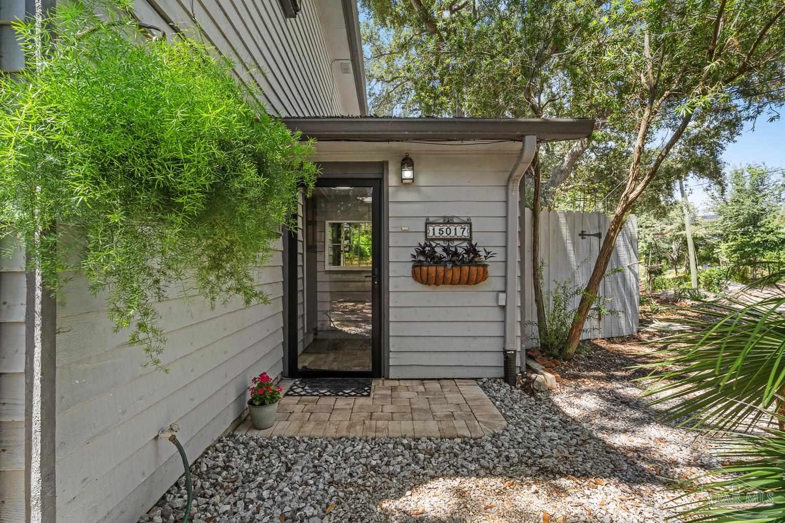 15017 Innerarity Point Road Pensacola, FL 32507 - Photo 2 of 72 Gallery Image 2