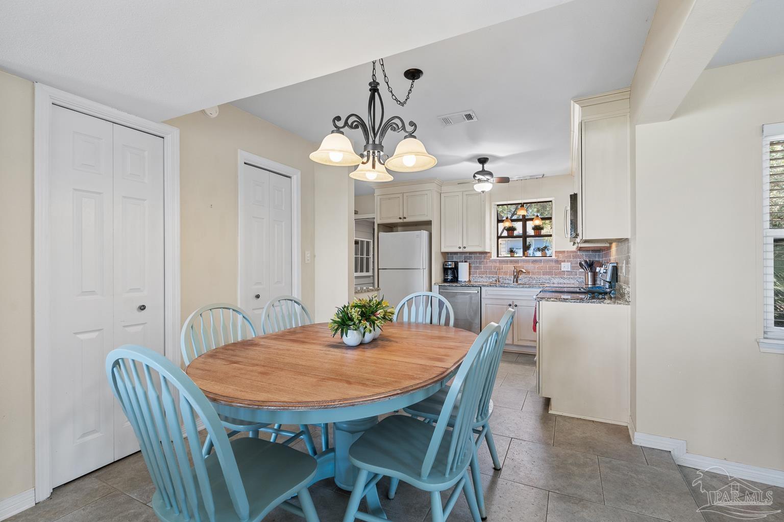 15017 Innerarity Point Road Pensacola, FL 32507 - Photo 27 of 72 Gallery Image 27