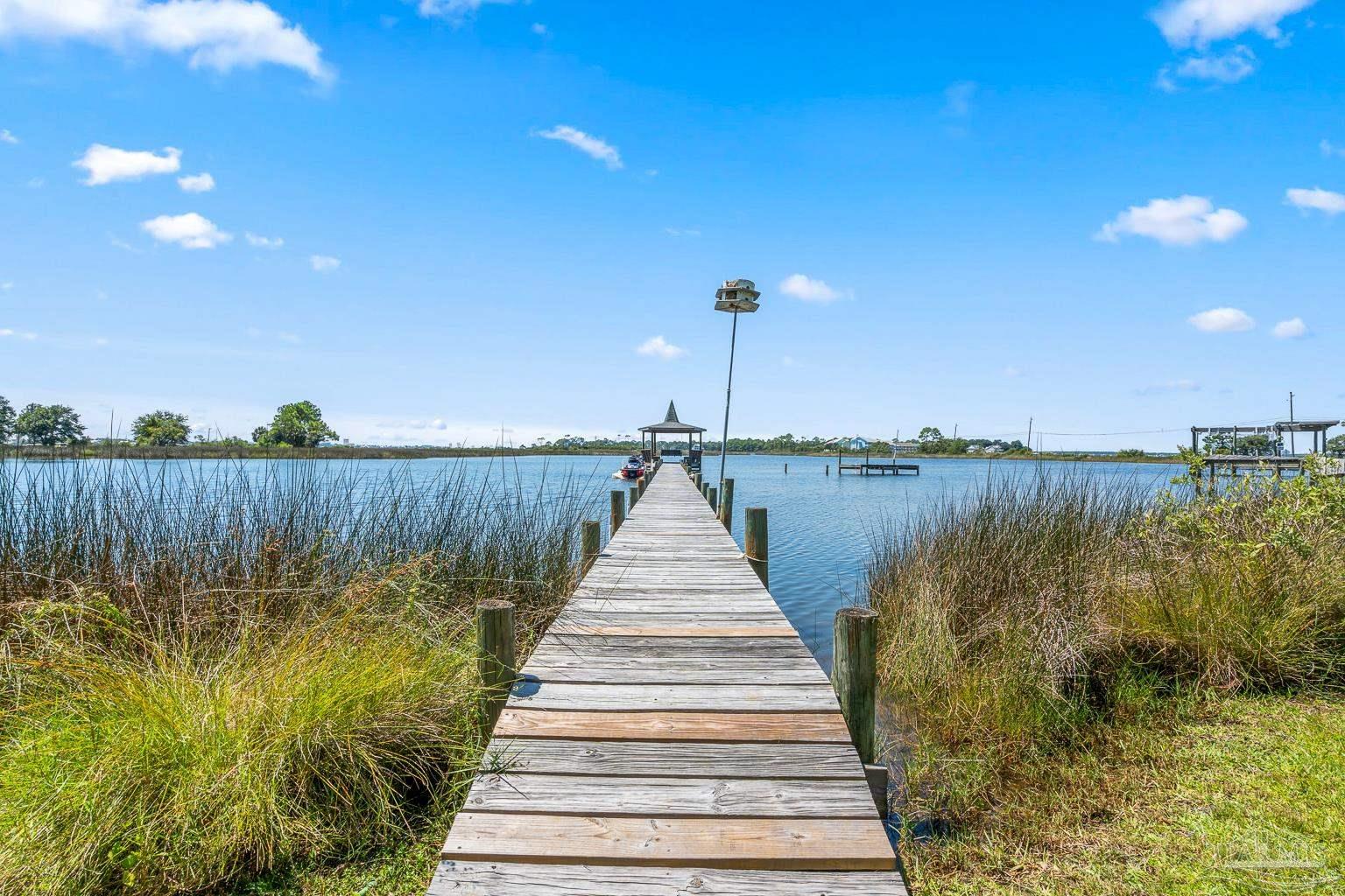 15017 Innerarity Point Road Pensacola, FL 32507 - Photo 3 of 72 Gallery Image 3
