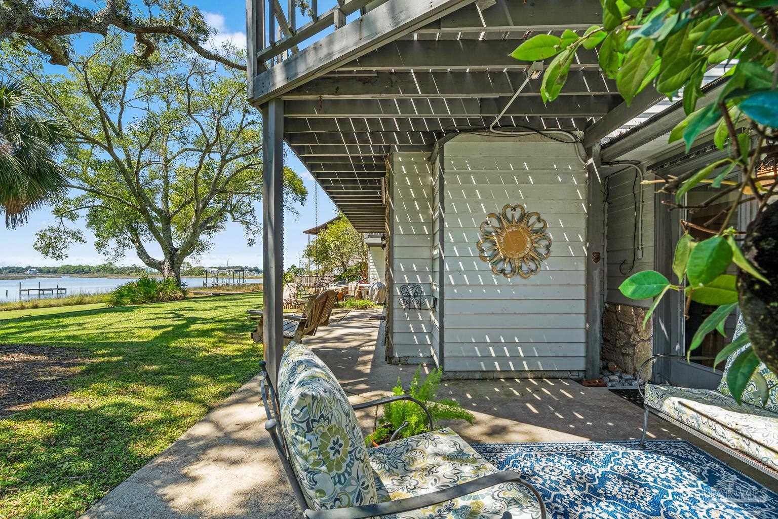 15017 Innerarity Point Road Pensacola, FL 32507 - Photo 39 of 72 Gallery Image 39