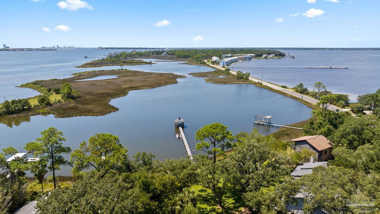 15017 Innerarity Point Road Pensacola, FL 32507 - Photo 7 of 72 Gallery Image 7