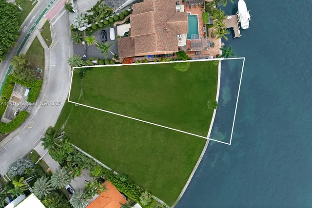 $14,900,000 | 1386 South Venetian Way, Miami, FL 33139