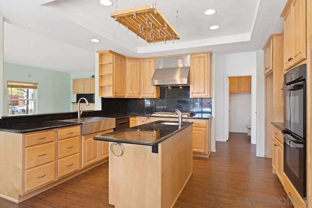 2260 Ritter Place Escondido, CA 92029 - Photo 7 of 25 Gallery Image 7