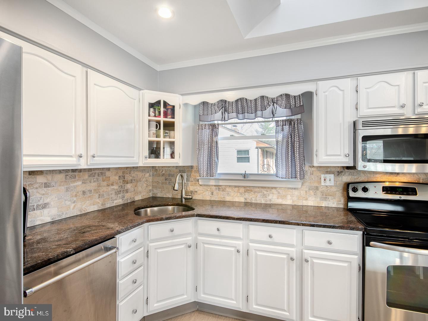 1119 Cooperskill Road Cherry Hill, NJ 08034 - Photo 16 of 36 kitchen