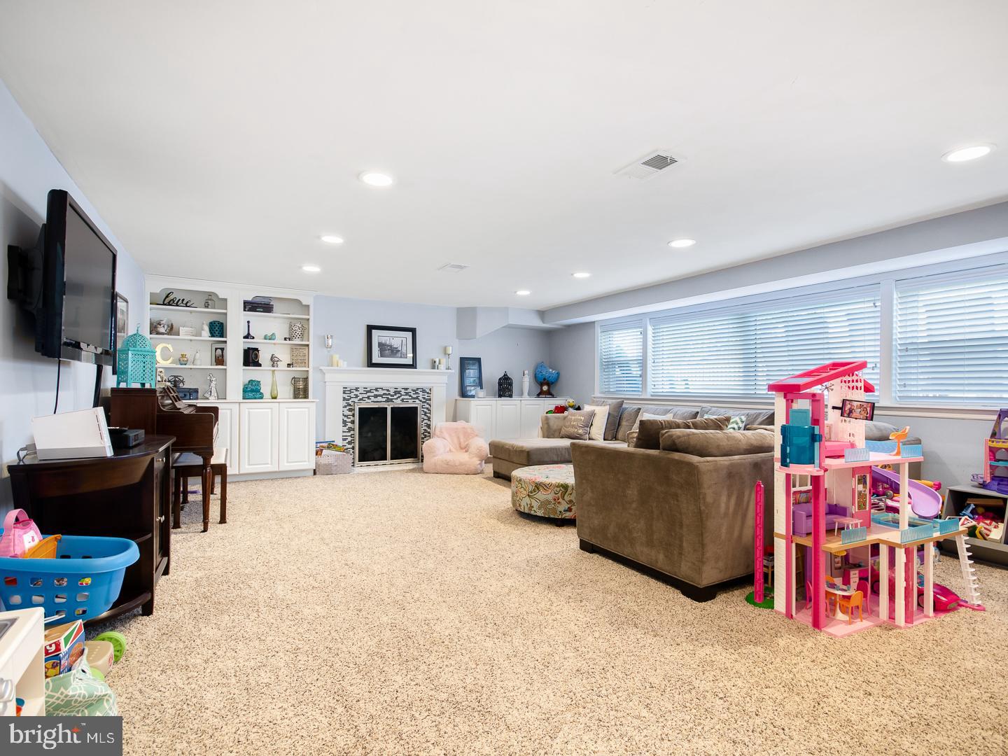 1119 Cooperskill Road Cherry Hill, NJ 08034 - Photo 28 of 36 Great room