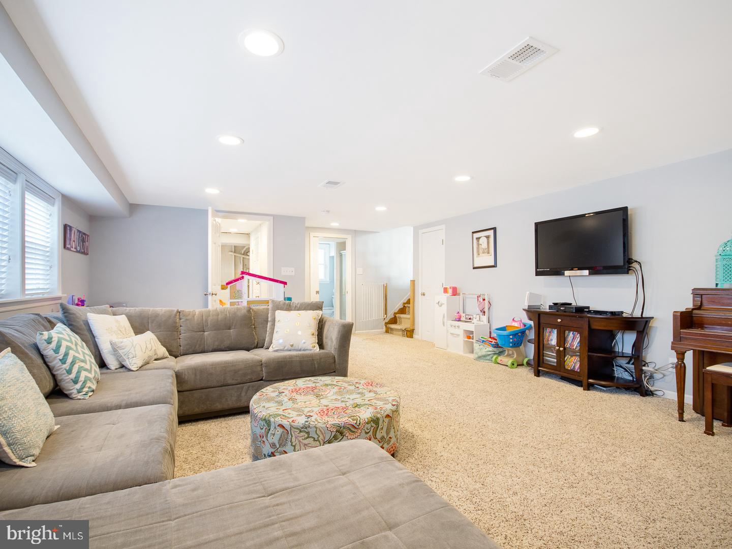 1119 Cooperskill Road Cherry Hill, NJ 08034 - Photo 30 of 36 Great room