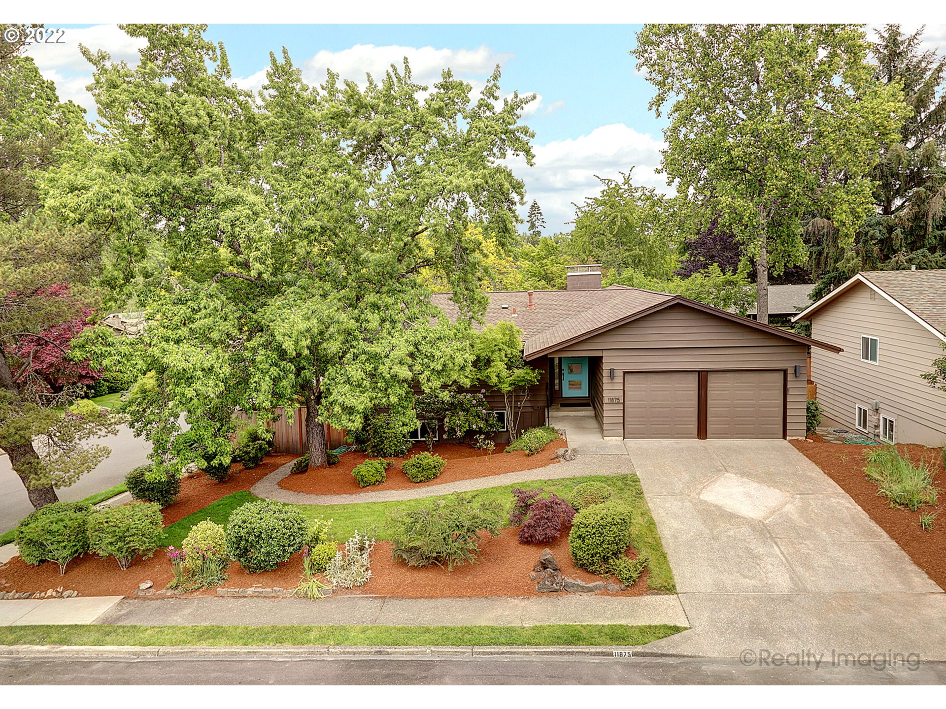 11875 Southwest Ridgeview Terrace Beaverton, OR 97008 - Photo 1 of 32 Gallery Image 1