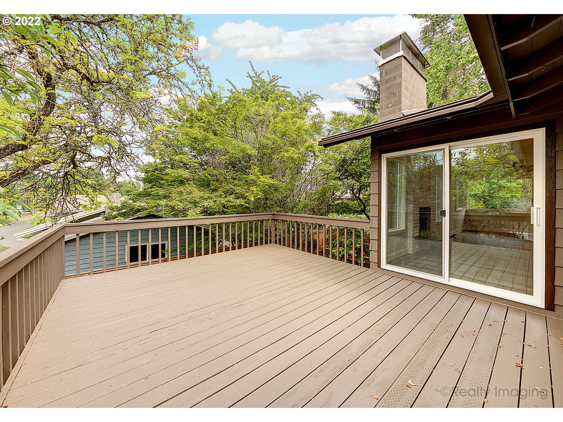 11875 Southwest Ridgeview Terrace Beaverton, OR 97008 - Photo 28 of 32 Deck