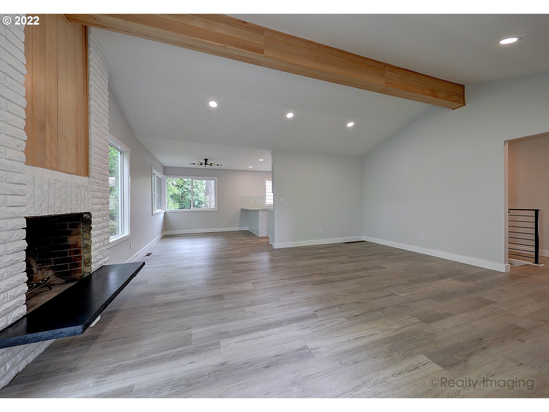 11875 Southwest Ridgeview Terrace Beaverton, OR 97008 - Photo 7 of 32 Living Room/Dining Room