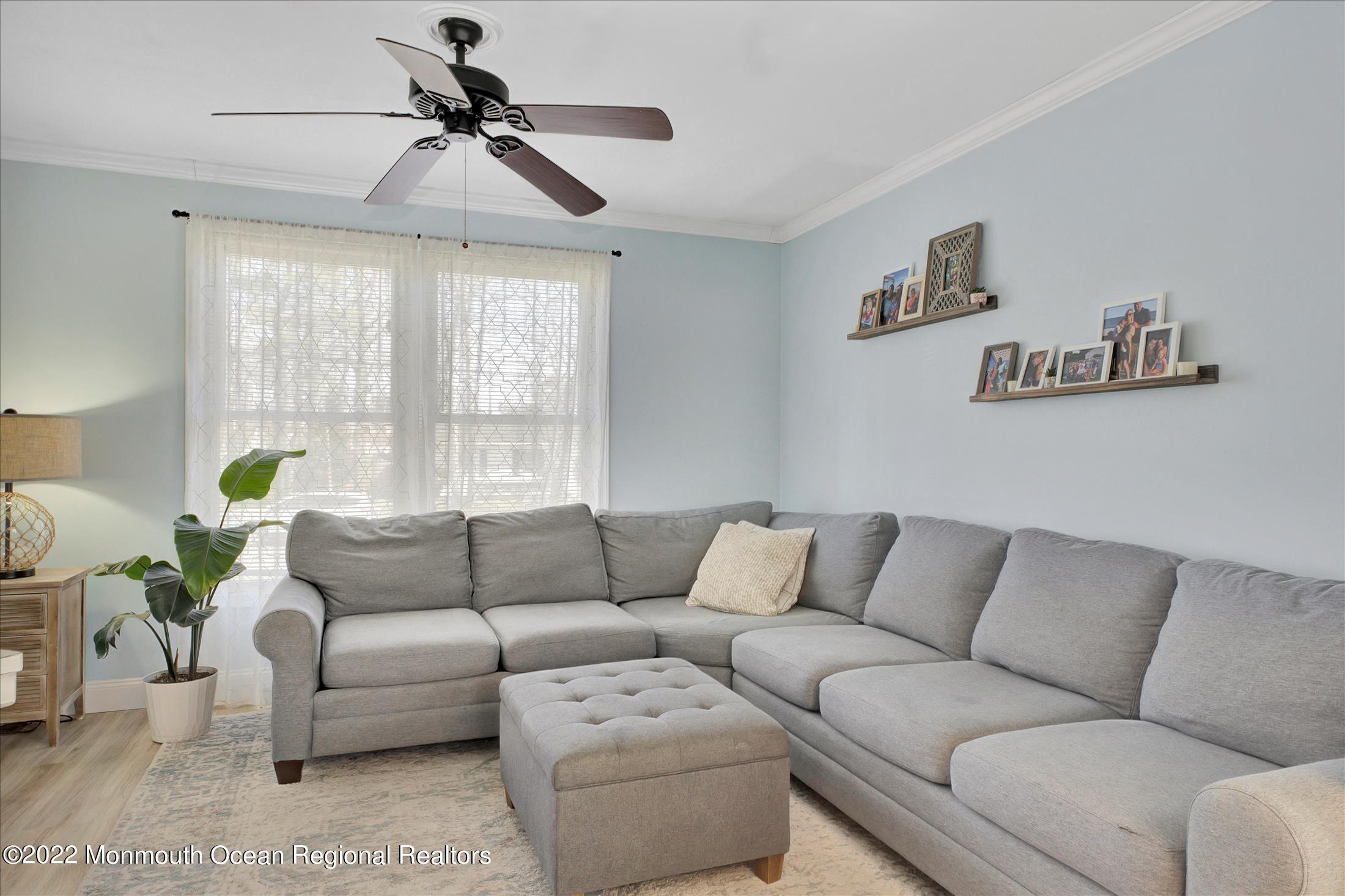 221 Sextant Road Manahawkin, NJ 08050 - Photo 6 of 23 Living Room1
