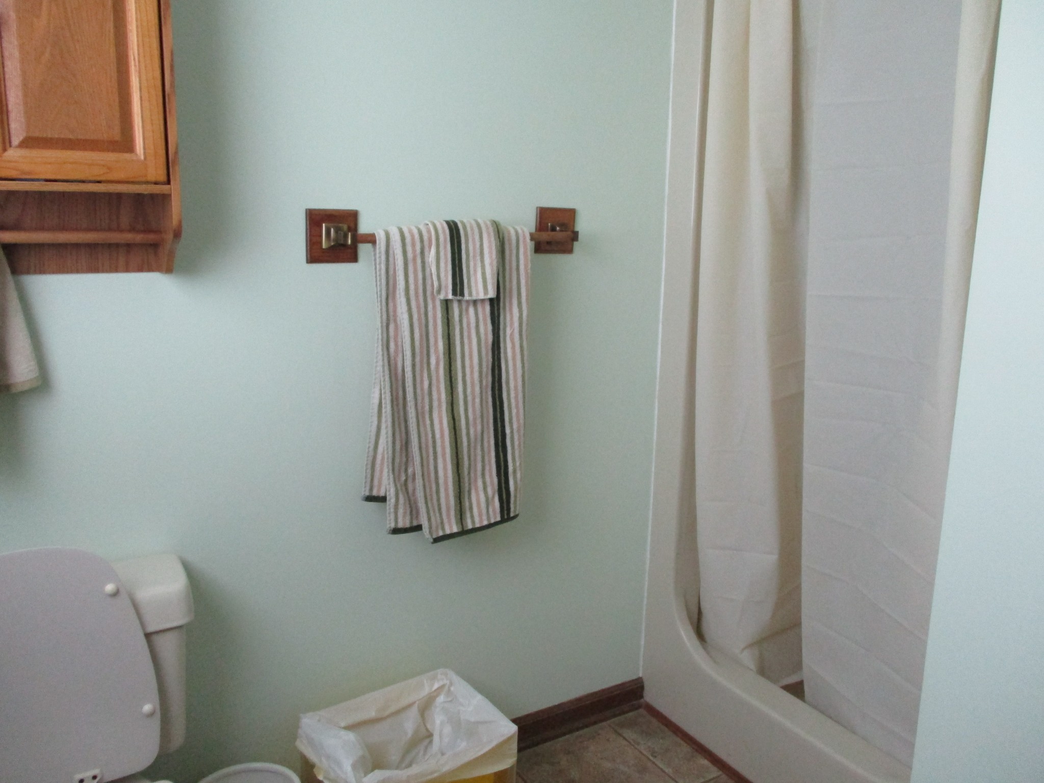 6206 Hickory Ridge Road Lebanon, TN 37090 - Photo 28 of 28 a bathroom with a toilet and a shower
