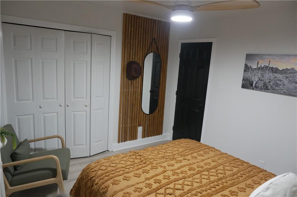 330 Ivy Trail Hartwell, GA 30643 - Photo 18 of 34 a bedroom with a bed and furniture