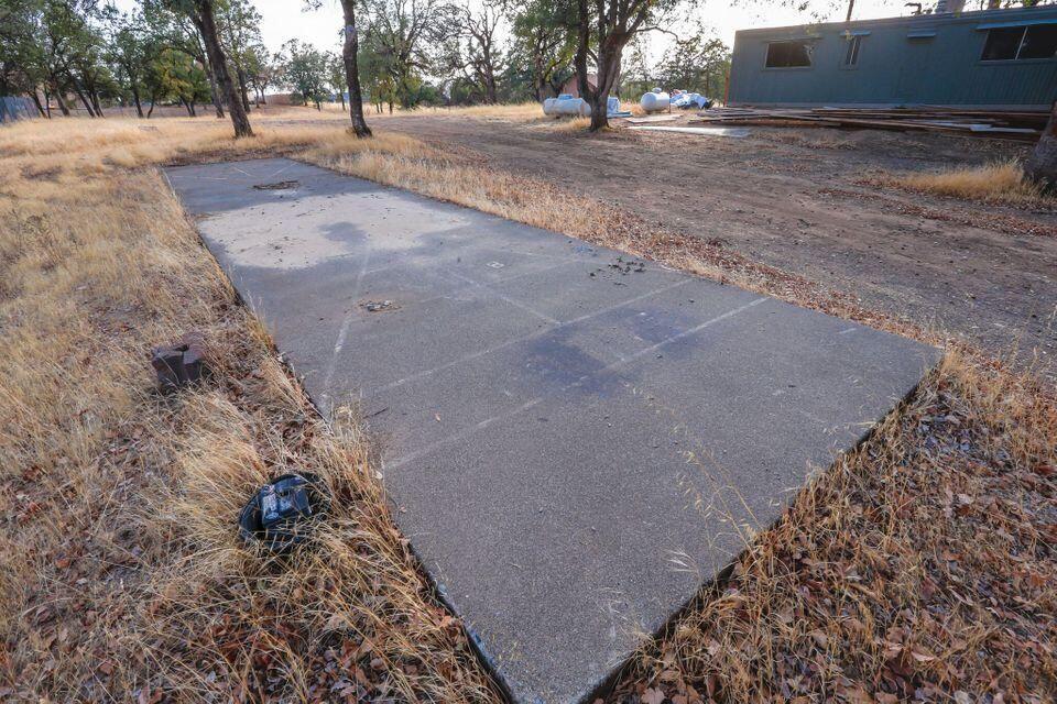 16947 Spring Creek Road Redding, CA 96003 - Photo 20 of 22 a view of road and yard