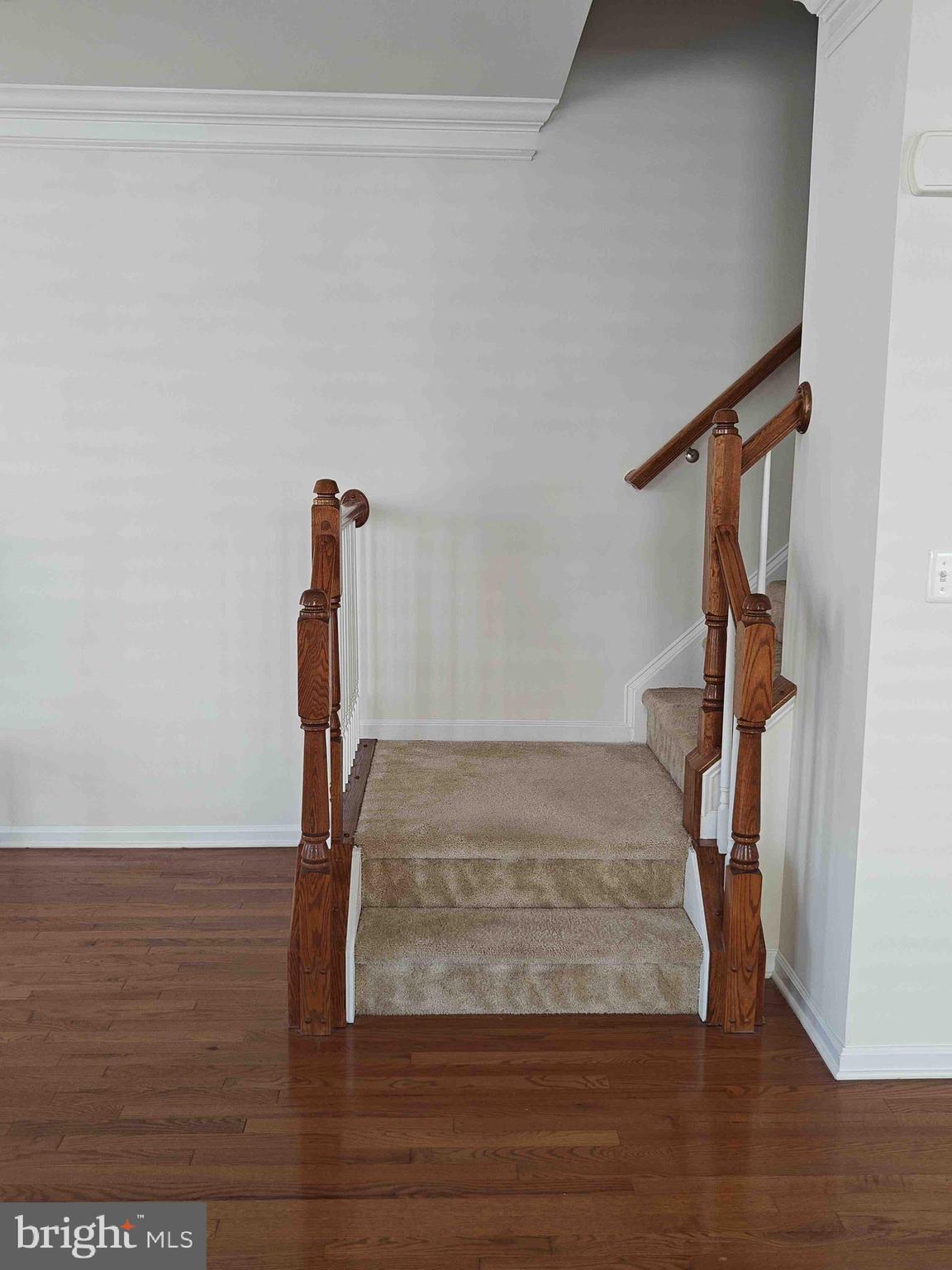 22551 Cambridgeport Square Ashburn, VA 20148 - Photo 38 of 49 a view of entryway