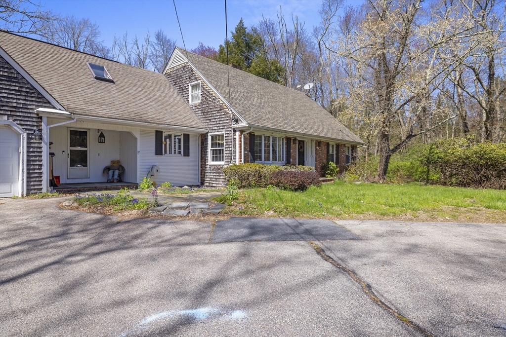 108 Bay State Road Rehoboth, MA 02769 - Photo 2 of 41 Gallery Image 2