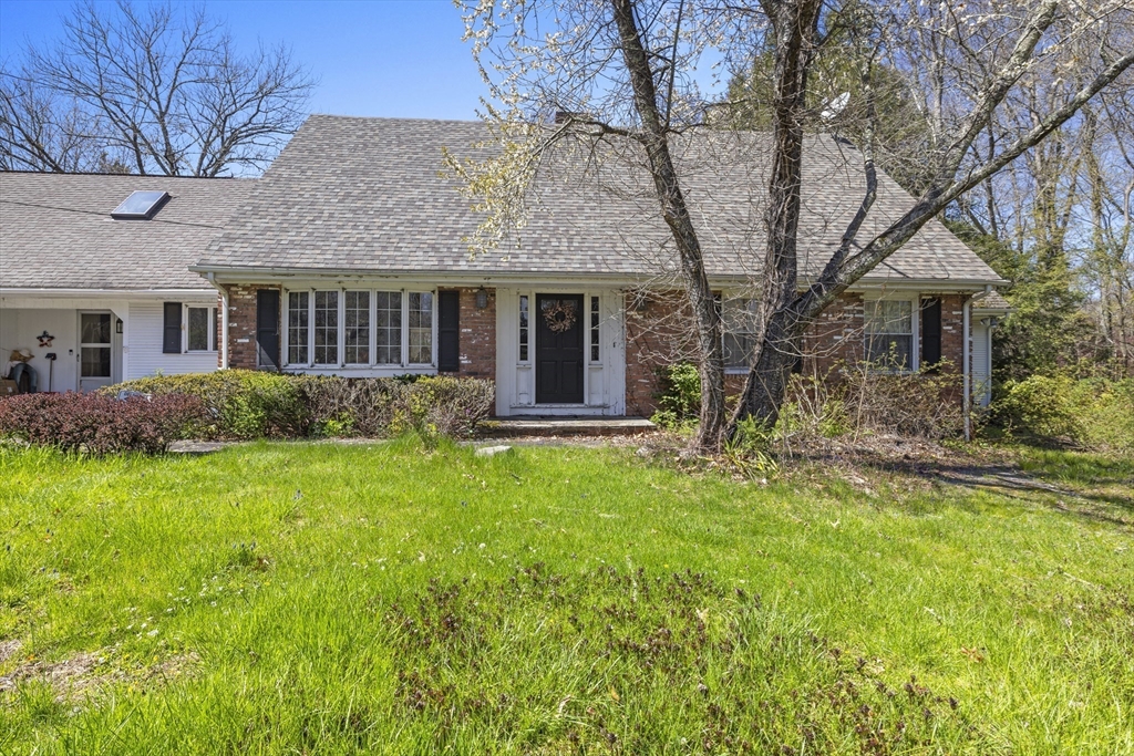 108 Bay State Road Rehoboth, MA 02769 - Photo 3 of 41 Gallery Image 3