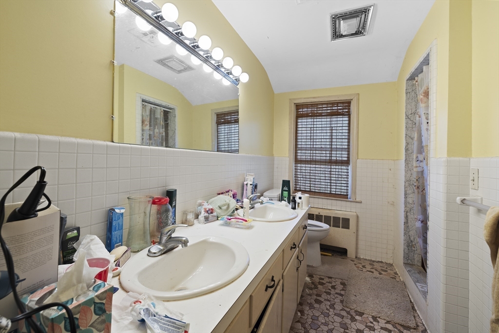 108 Bay State Road Rehoboth, MA 02769 - Photo 37 of 41 Gallery Image 37