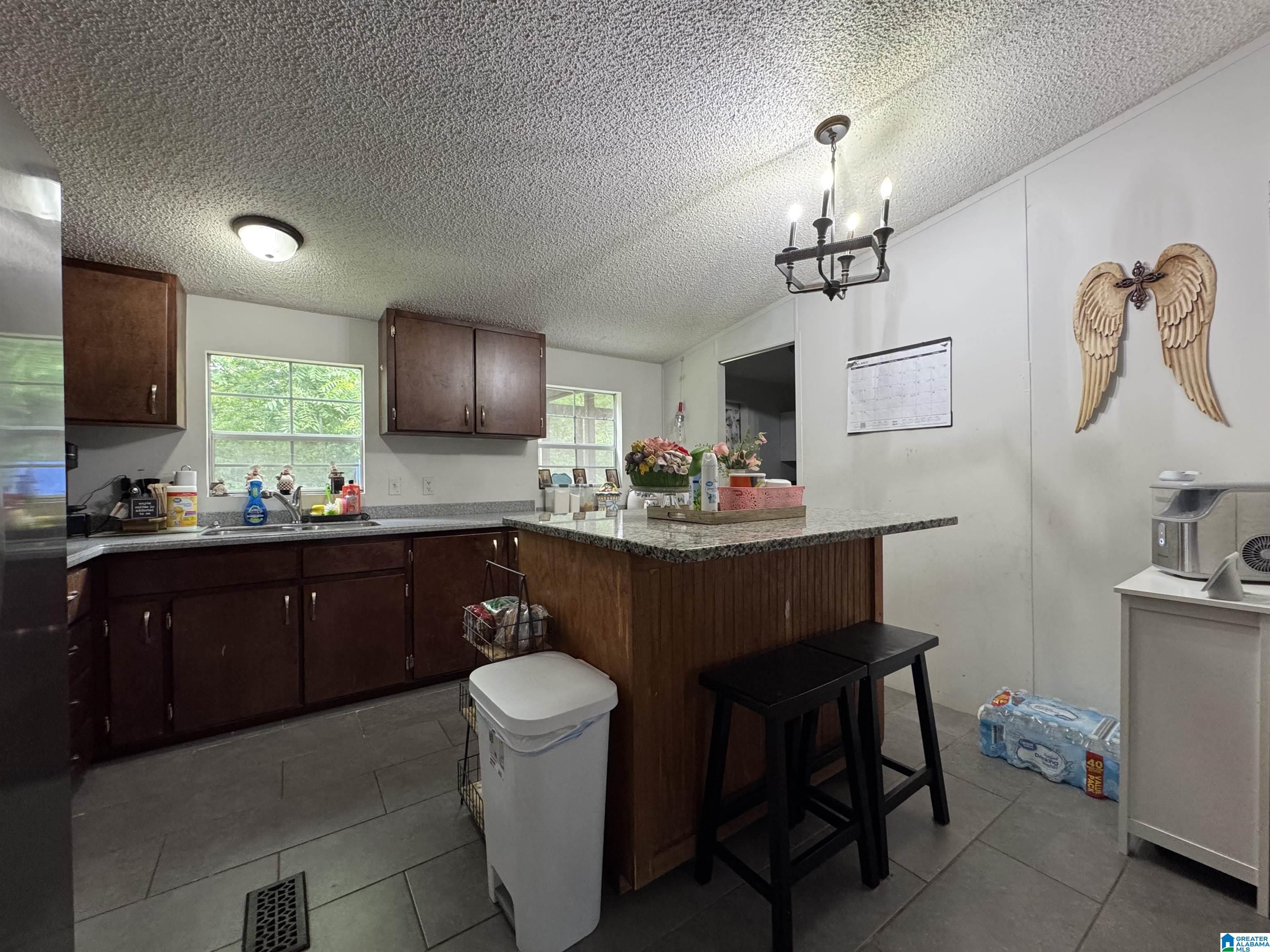 277 Maylene Lane Alabaster, AL 35114 - Photo 4 of 10
