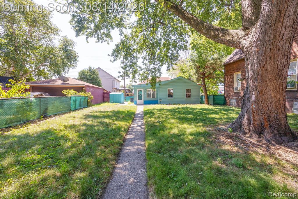 54 Walnut Street River Rouge, MI 48218 - Photo 1 of 26 Gallery Image 1